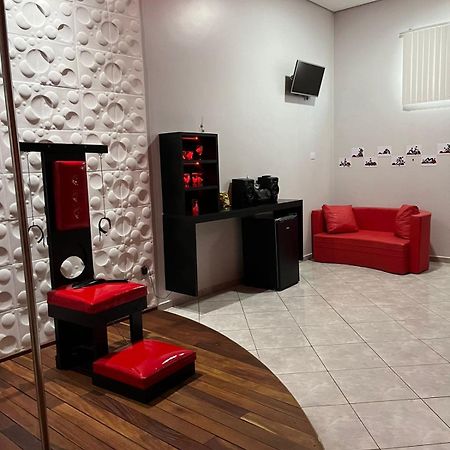 Fetiche Motel Presidente Medici  Bagian luar foto