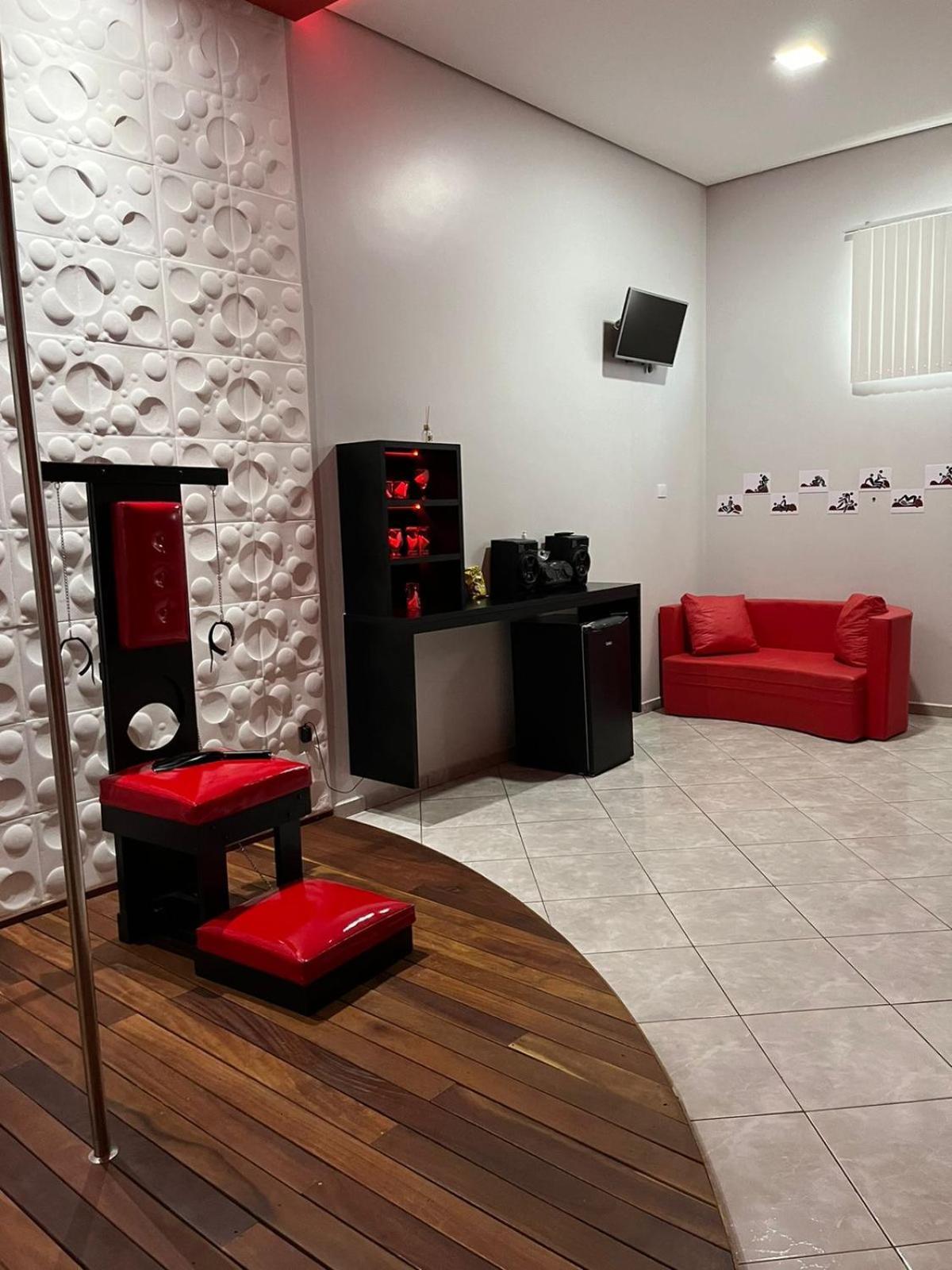 Fetiche Motel Presidente Medici  Bagian luar foto